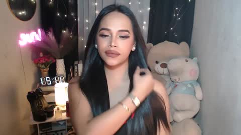 Snapshot of xclassylorainne chatting on December 7, 3:19 pm lorainne online show from December 7, 3:19 pm