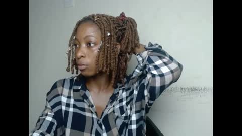 Snapshot of xcreamypussy chatting on December 26, 8:11 pm xcreamypussy online show from December 26, 8:11 pm