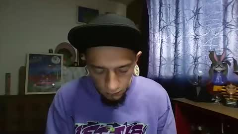 Snapshot of xdantex19 chatting on May 27, 1:41 pm xdantex19 online show from May 27, 1:41 pm