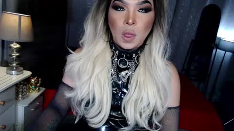 Snapshot of xdirtyflirtyx chatting on September 21, 5:47 pm Zhavia online show from September 21, 5:47 pm