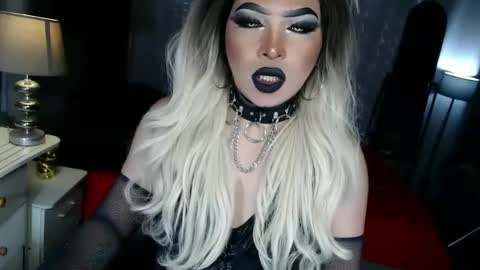 Snapshot of xdirtyflirtyx chatting on September 23, 6:00 pm Zhavia online show from September 23, 6:00 pm