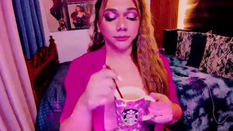 Snapshot of xdirtymistressx chatting on February 10, 6:45 pm XDirtymistressX online show from February 10, 6:45 pm