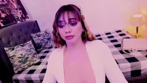 Snapshot of xdirtymistressx chatting on February 1, 10:36 am XDirtymistressX online show from February 1, 10:36 am
