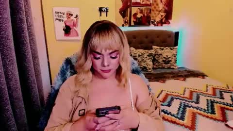 Snapshot of xdirtymistressx chatting on March 10, 3:11 am XDirtymistressX online show from March 10, 3:11 am