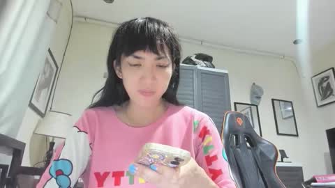 xdreamangel online show from December 7, 11:40 am