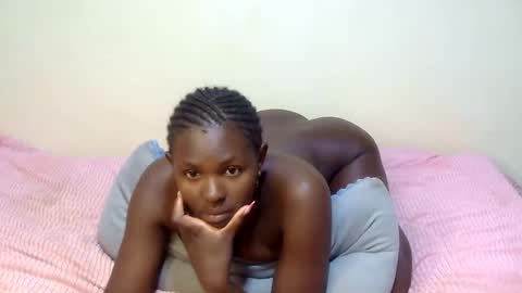 xeenah online show from March 13, 10:16 pm