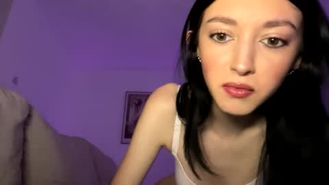 xenadreamx online show from March 28, 3:39 am