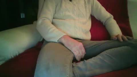 Snapshot of xeson47 chatting on May 2, 11:43 pm xeson47 online show from May 2, 11:43 pm