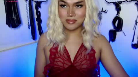 Snapshot of xfreyalibitina69x chatting on May 11, 3:07 pm xfreyalibitina69x online show from May 11, 3:07 pm