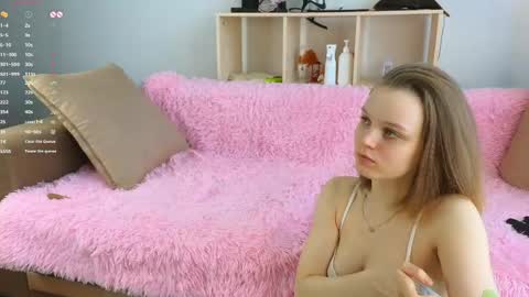 Snapshot of xiaobrunscheen chatting on May 21, 3:02 am Luna and Lina online show from May 21, 3:02 am