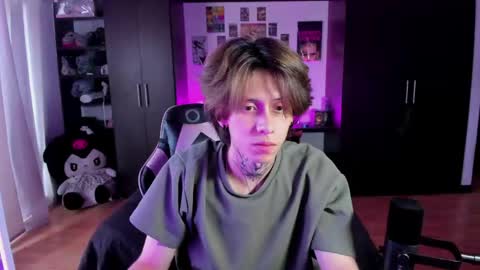 xIce Boy online show from April 2, 10:40 pm