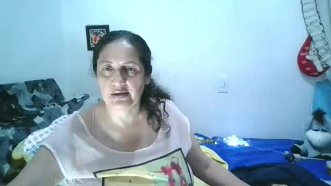 Ximena online show from March 3, 11:43 pm