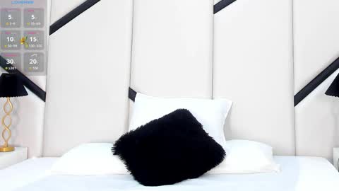 ximenacosta online show from April 15, 12:12 pm