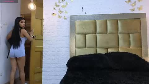 ximena online show from April 19, 9:06 pm