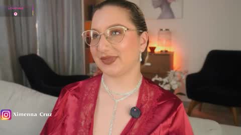 Snapshot of ximenna_cruz_ chatting on March 4, 12:11 pm Xime Independent Artist online show from March 4, 12:11 pm