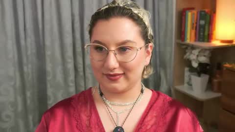 Snapshot of ximenna_cruz_ chatting on March 29, 8:20 pm Xime Independent Artist online show from March 29, 8:20 pm