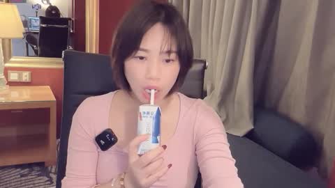 xinbao799322 online show from March 3, 6:58 pm