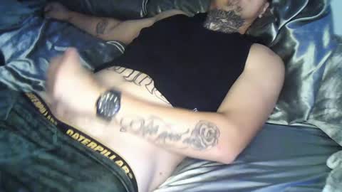 xjuicytemptation online show from June 13, 6:22 am