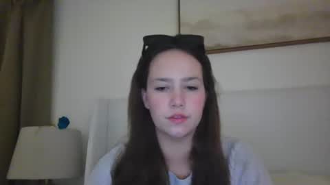 kateleigh online show from October 21, 10:54 pm