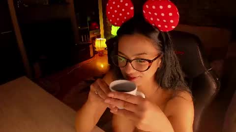Snapshot of xlaracroftx chatting on June 26, 9:30 pm Lara online show from June 26, 9:30 pm