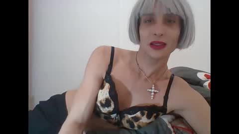 Wendy online show from February 24, 11:52 am