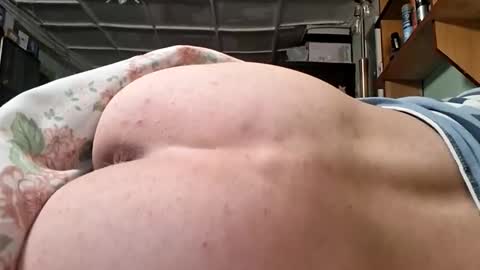 xleonardox88 online show from March 27, 8:30 pm