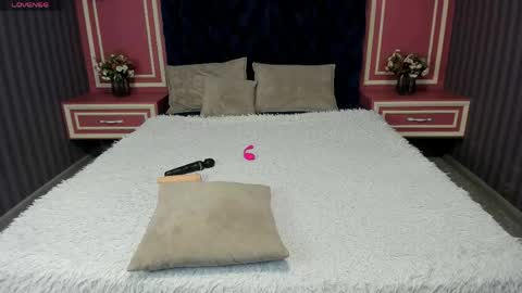 Linda online show from May 24, 2:33 pm