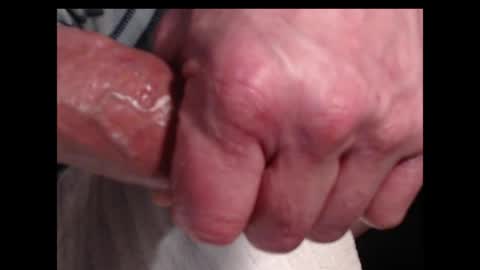 xloadzzz online show from April 2, 10:02 am