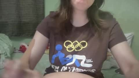 Snapshot of xlunasexyx chatting on December 22, 5:15 am Luna online show from December 22, 5:15 am