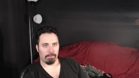 Snapshot of xmetalstudx chatting on February 3, 12:58 am MetalstudMaster online show from February 3, 12:58 am