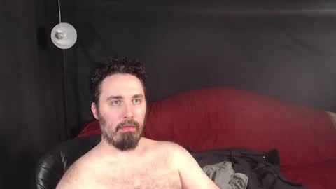 Snapshot of xmetalstudx chatting on March 9, 12:53 am MetalstudMaster online show from March 9, 12:53 am