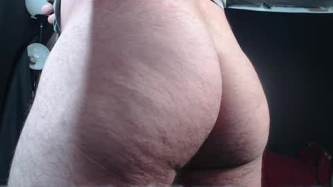 Snapshot of xmetalstudx chatting on October 8, 11:35 pm MetalstudMaster online show from October 8, 11:35 pm