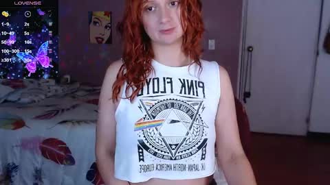 Snapshot of xnathashax1 chatting on May 15, 11:23 pm luciana online show from May 15, 11:23 pm