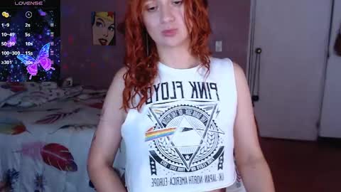 Snapshot of xnathashax1 chatting on May 15, 11:45 pm luciana online show from May 15, 11:45 pm