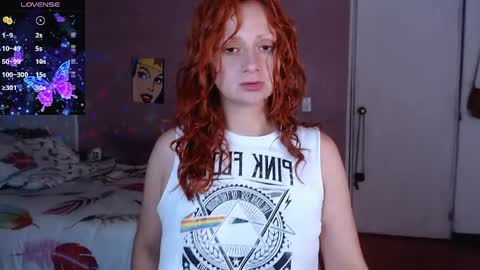 Snapshot of xnathashax1 chatting on May 16, 12:40 am luciana online show from May 16, 12:40 am