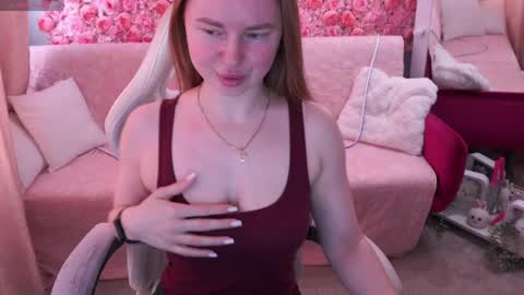 Monica online show from April 4, 12:24 pm