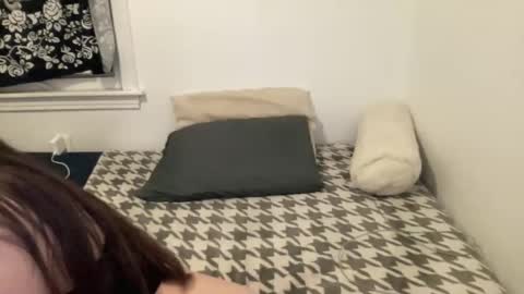 Becca online show from November 24, 4:34 am