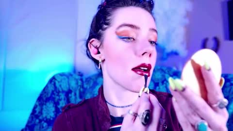 Bella Bondai online show from March 10, 1:21 am