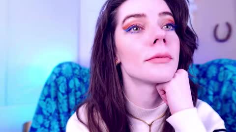 Bella Bondai online show from March 28, 7:02 pm