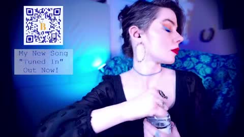Bella Bondai online show from May 14, 1:23 am