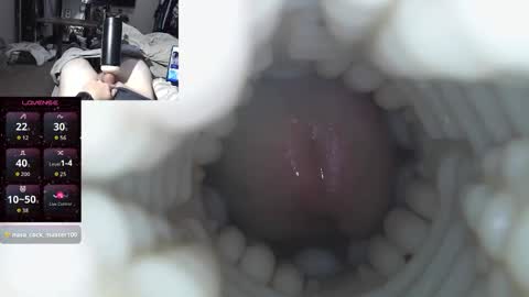 xoxowtf online show from December 15, 6:01 pm