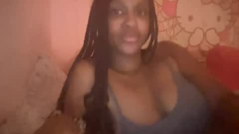 xpinkmoonbootsx online show from October 24, 5:37 am