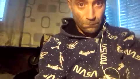 Snapshot of xploid1982 chatting on January 27, 5:58 am xploid1982 online show from January 27, 5:58 am