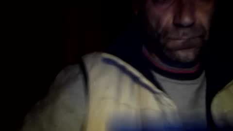 Snapshot of xploid1982 chatting on February 24, 3:02 am xploid1982 online show from February 24, 3:02 am