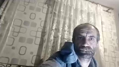 Snapshot of xploid1982 chatting on October 26, 9:42 pm xploid1982 online show from October 26, 9:42 pm