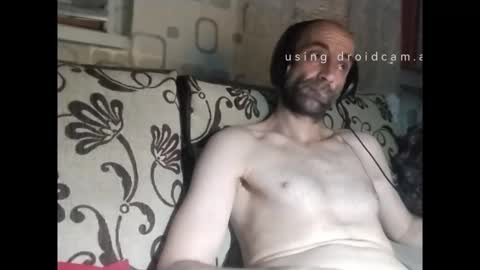 xploid1982 online show from April 1, 12:33 am