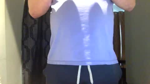 Snapshot of xrdrcrx chatting on March 11, 5:02 pm xrdrcrx online show from March 11, 5:02 pm