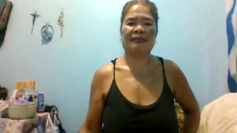 Snapshot of xsexy_lizzyx chatting on June 6, 7:40 pm lizzy online show from June 6, 7:40 pm