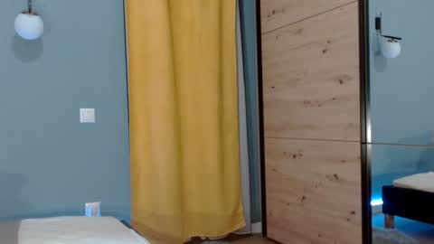 Snapshot of xsexycouples chatting on January 12, 3:07 am AnnaMaee online show from January 12, 3:07 am