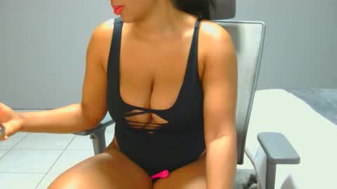 spykeXtee online show from February 22, 4:57 am